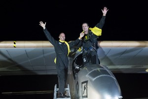 Solar-Powered Plane Completes First Cross-Country Flight Image
